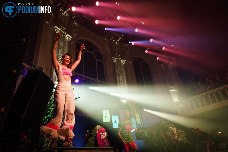 Sofi Tukker op Sofi Tukker - 26/11 - Paradiso foto