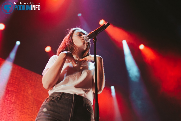 Sigrid op Sigrid - 19/11 - TivoliVredenburg foto