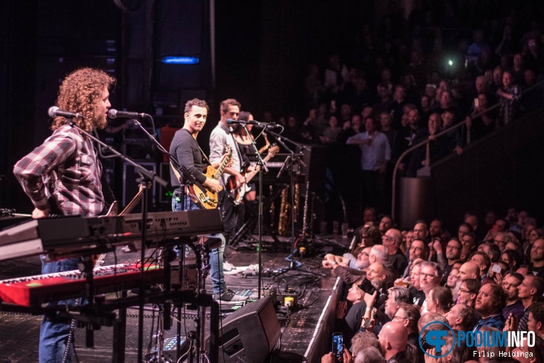 Dweezil Zappa op Dweezil Zappa - 01/12 - TivoliVredenburg foto