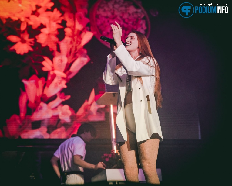 Foto Flume (AUS) op Flume - 6/11 - AFAS Live