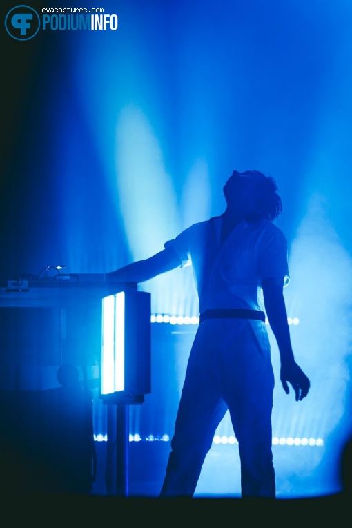 Foto Flume (AUS) op Flume - 6/11 - AFAS Live