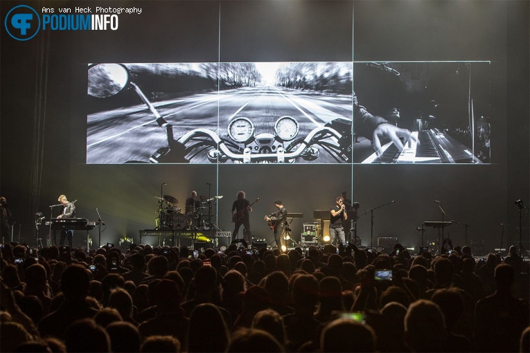 A-HA op A-HA - 8/11 - AFAS live foto