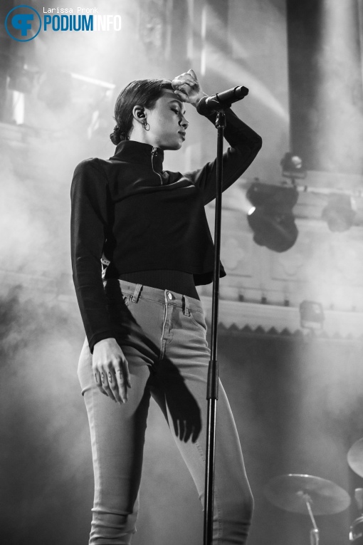 Glowie op Banks - 08/11 - Paradiso foto