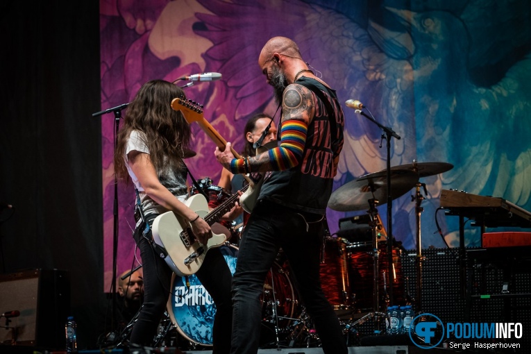 Baroness op Volbeat - 19/11 - Ziggo Dome foto