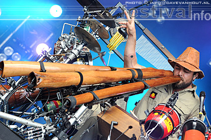 Xavier Rudd op Rockin' Park 2008 foto