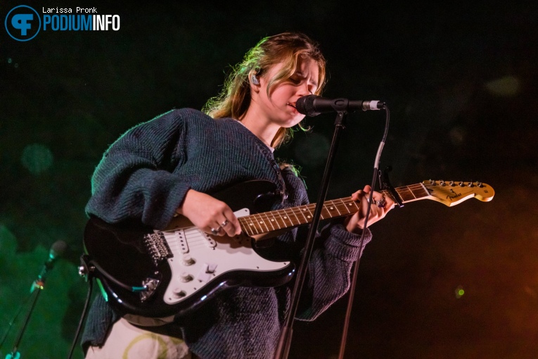 Clairo op Clairo - 16/12 - Paradiso Noord (Tolhuistuin) foto