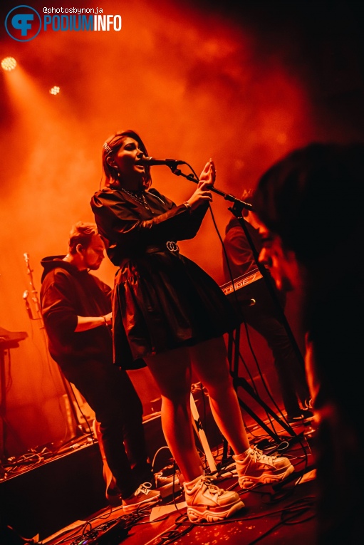 Maxine op Rondé - 21/12 - TivoliVredenburg foto