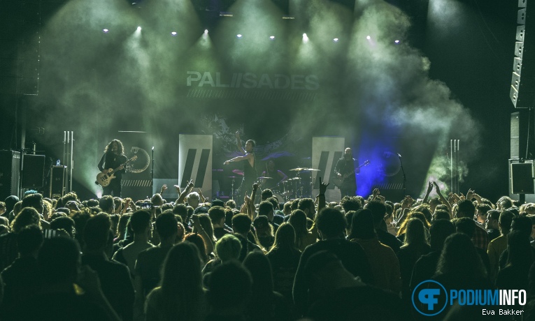 Palisades op Sleeping with Sirens - 13/11 - Effenaar foto