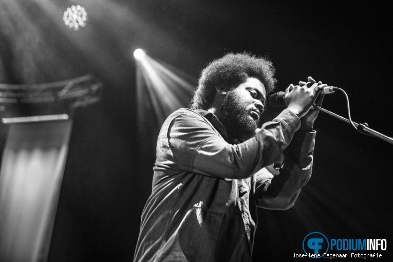 Michael Kiwanuka op Michael Kiwanuka - 26/11 - AFAS Live foto