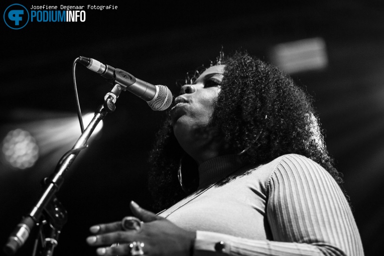 Michael Kiwanuka op Michael Kiwanuka - 26/11 - AFAS Live foto