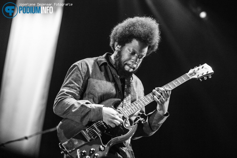 Michael Kiwanuka op Michael Kiwanuka - 26/11 - AFAS Live foto