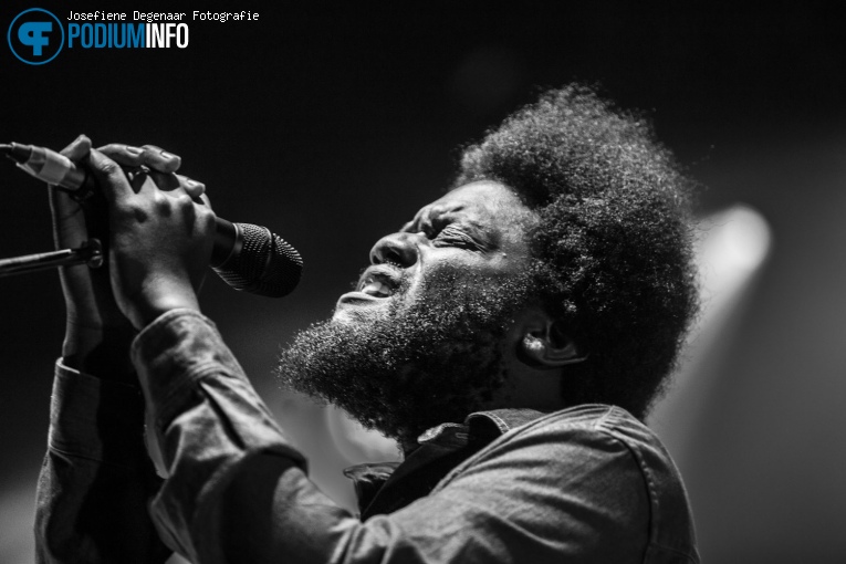 Michael Kiwanuka op Michael Kiwanuka - 26/11 - AFAS Live foto