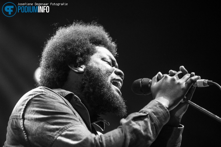 Michael Kiwanuka op Michael Kiwanuka - 26/11 - AFAS Live foto