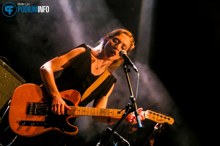 Eilen Jewell op Eilen Jewell - 27/11 - Luxor Live foto