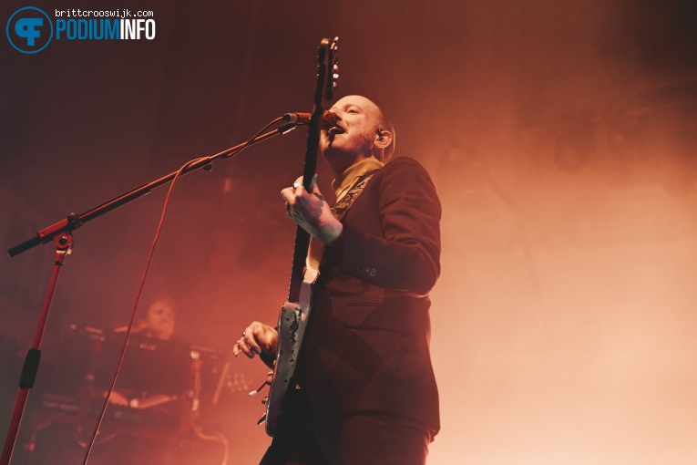 Two Door Cinema Club op Two Door Cinema Club - 21/01 - Paradiso foto