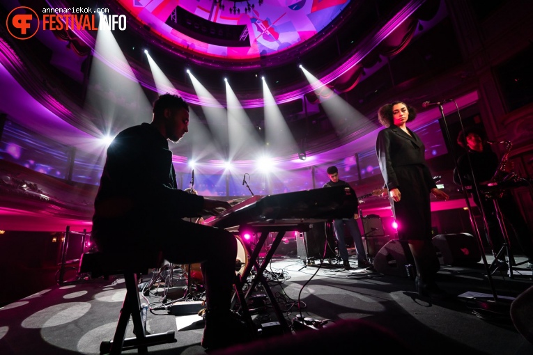Celeste (UK) op Eurosonic Noorderslag 2020 - donderdag foto