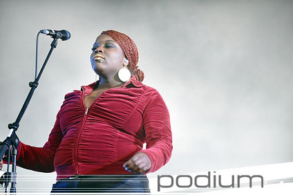 Massive Attack op Massive Attack - 3/7 - Westerpark foto