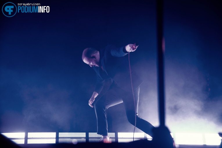 Two Door Cinema Club op Two Door Cinema Club - 26/01 - TivoliVredenburg foto
