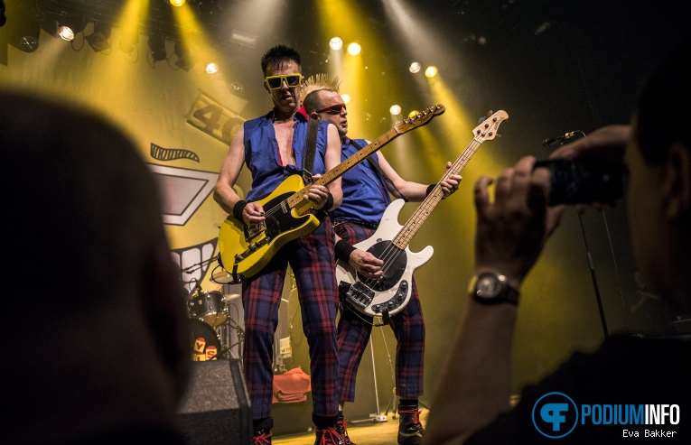 The Toy Dolls op The Toy Dolls - 08/02 - Doornroosje foto