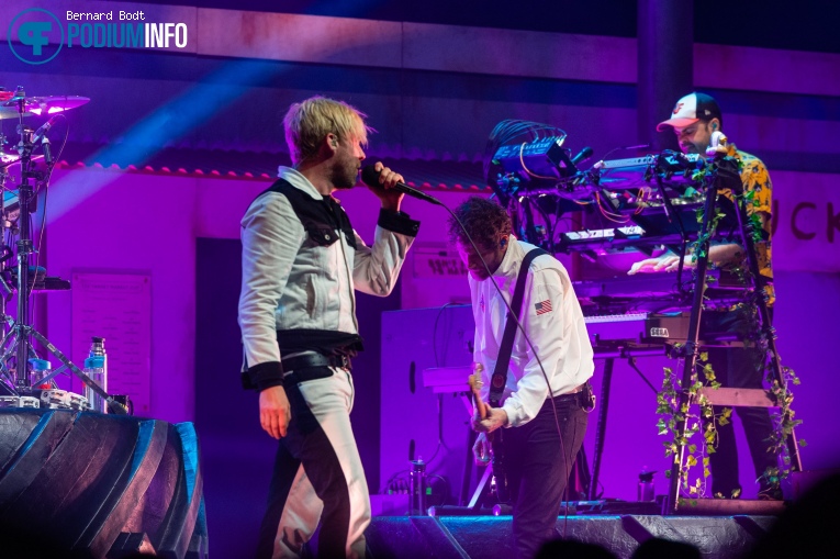 Kaiser Chiefs op Kaiser Chiefs - 17/02 - TivoliVredenburg foto