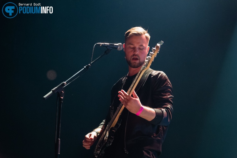 Port Noir op Kaiser Chiefs - 17/02 - TivoliVredenburg foto