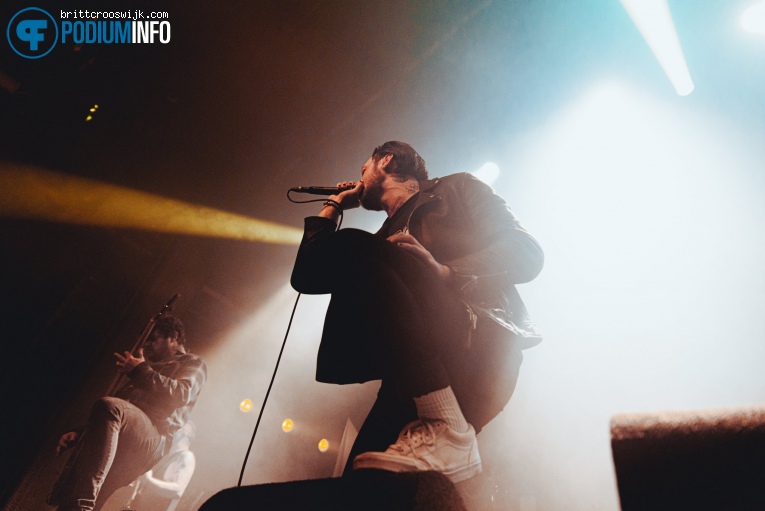 While She Sleeps op While She Sleeps - 23/01 - Melkweg foto