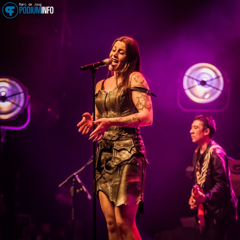 Floor Jansen op Floor Jansen - 30/01 - 013 foto