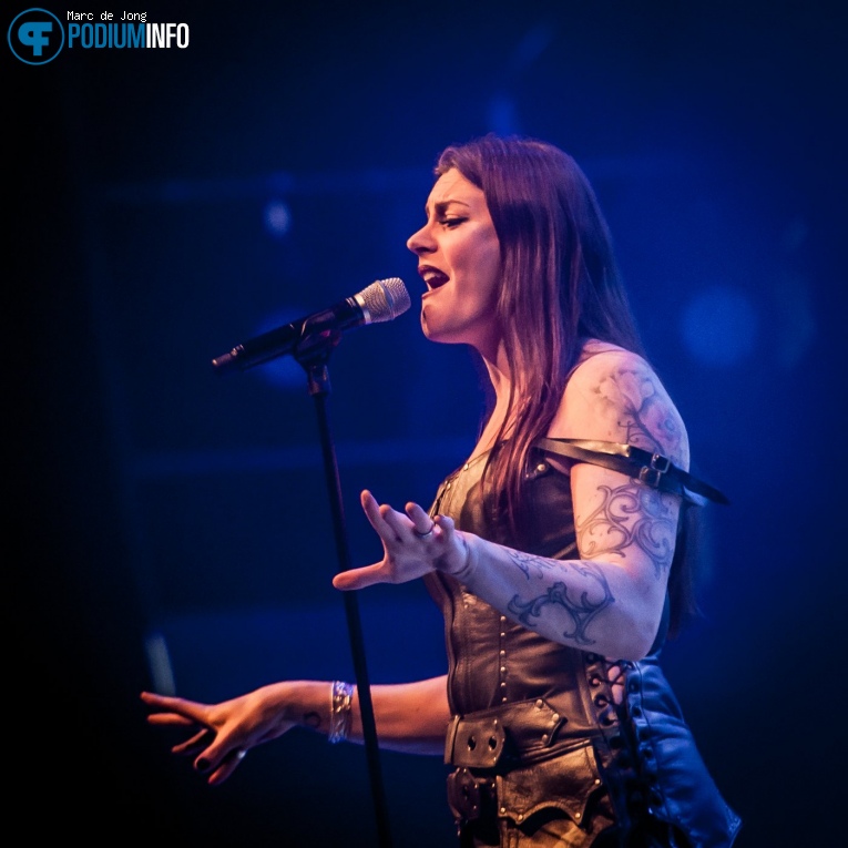 Floor Jansen op Floor Jansen - 30/01 - 013 foto