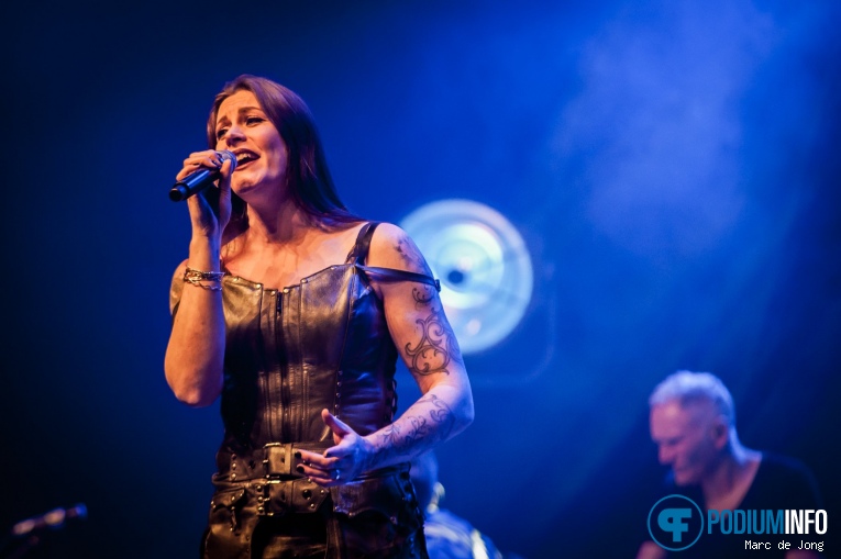 Floor Jansen op Floor Jansen - 30/01 - 013 foto