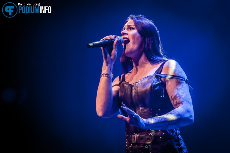 Floor Jansen op Floor Jansen - 30/01 - 013 foto