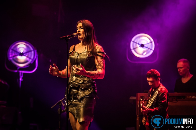 Floor Jansen op Floor Jansen - 30/01 - 013 foto