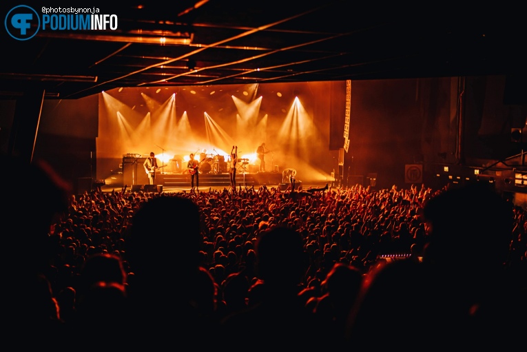 Cage the Elephant op Cage the Elephant - 02/03 - 013 foto