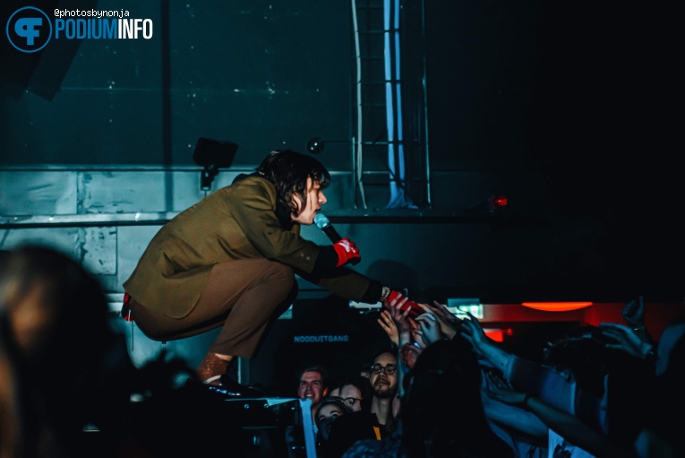 Cage the Elephant op Cage the Elephant - 02/03 - 013 foto