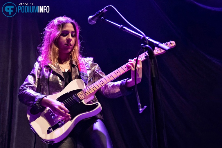 Nadia Sheikh op Stereophonics - 01/02 - AFAS Live foto