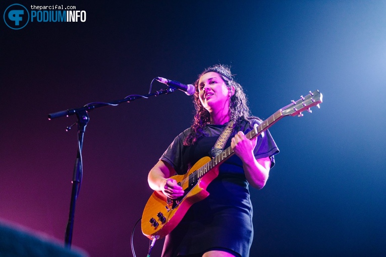 Eliza Shaddad op Keane - 11/02 - AFAS Live foto