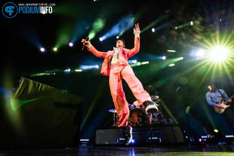 Mika op Mika - 10/02 - TivoliVredenburg foto