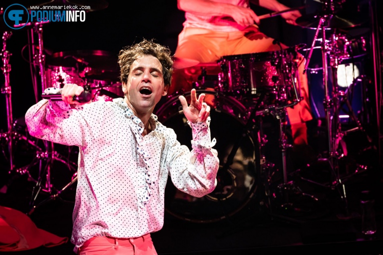 MIKA op Mika - 10/02 - TivoliVredenburg foto