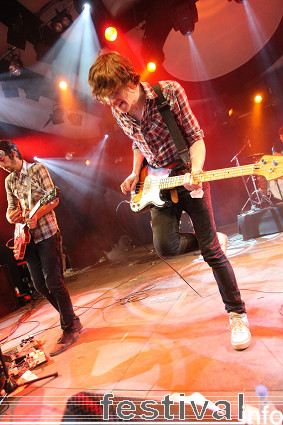 Tokyo Police Club op Roskilde 2008 foto