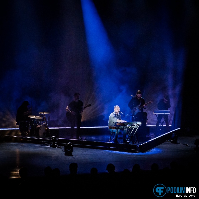 Foto Ásgeir op Ásgeir - 18/02 - Theater Rotterdam