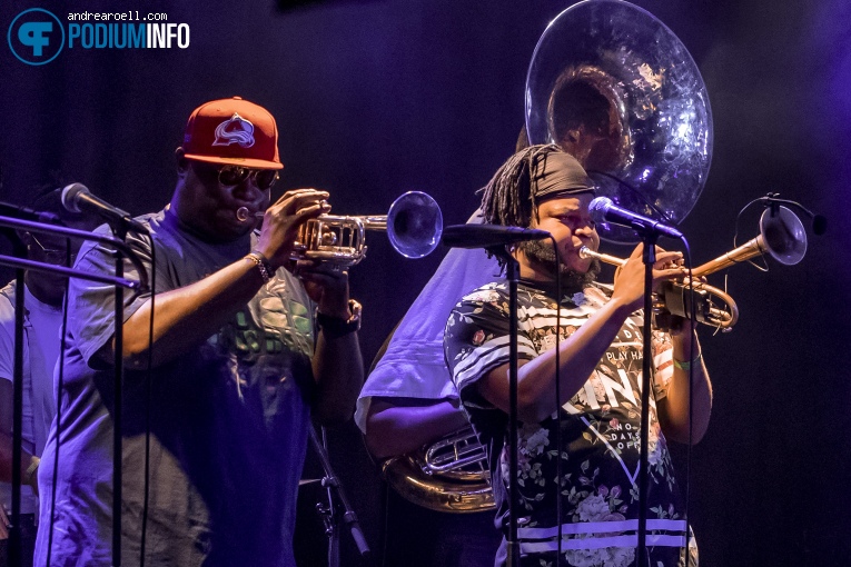 Hot 8 Brass Band op Hot 8 Brass band foto