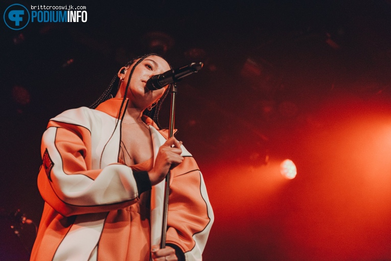 Grace Carter op Grace Carter - 03/03 - Melkweg foto
