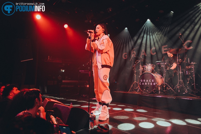 Grace Carter op Grace Carter - 03/03 - Melkweg foto