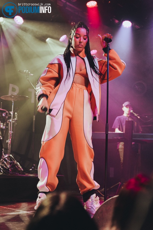 Grace Carter op Grace Carter - 03/03 - Melkweg foto