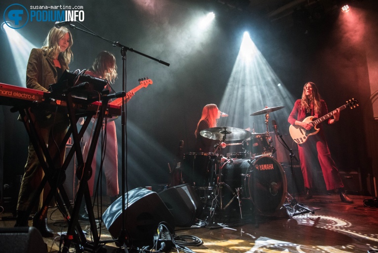 Stonefield (AUS) op Stonefield (AUS) - 03/03 - Paradiso foto