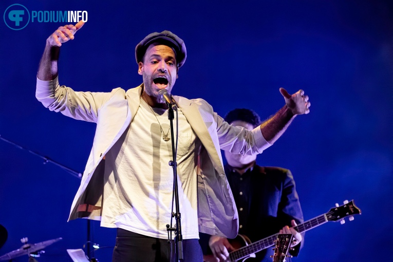 Alain Clark op Alain Clark / Hermine Deurloo / Steve Gadd - 26/02 - Podium Victorie foto