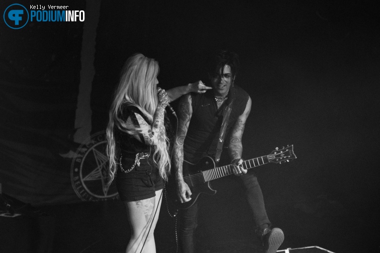 New Years Day op New Years Day - 29/02 - Melkweg foto
