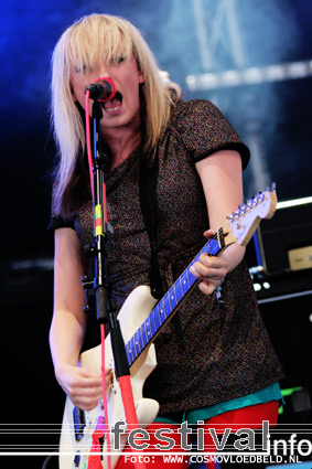 The Ting Tings op Benicàssim 2008 foto