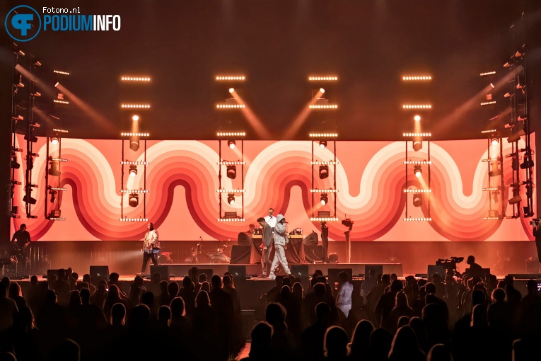 De Jeugd Van Tegenwoordig op De Jeugd van Tegenwoordig - Larger Than Live 11/07 - Ziggo Dome foto