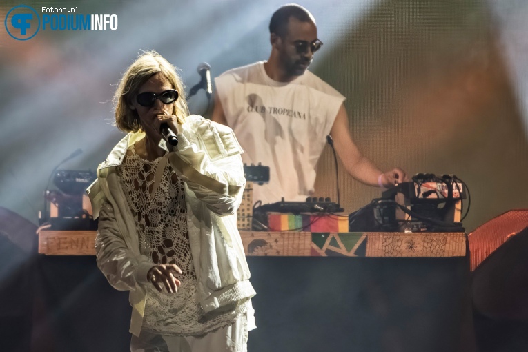 De Jeugd Van Tegenwoordig op De Jeugd van Tegenwoordig - Larger Than Live 11/07 - Ziggo Dome foto