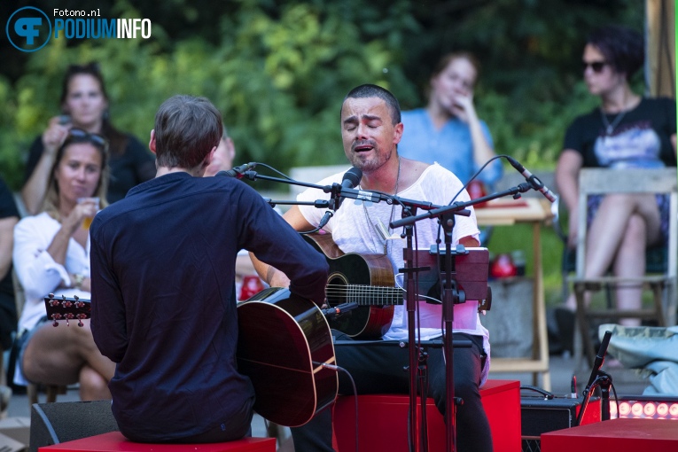 Dinand Woesthoff op Dinand Woesthoff - 06/08 - Openluchttheater Amsterdamse Bos foto